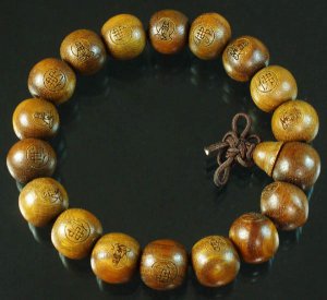 Carved Natural Wood Beads Buddhist Prayer Mala Bracelet DI711