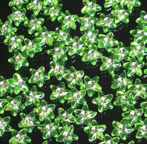1000 pcs Wedding Dress Accessories Silvertone Dot Green Resin Star Flower Beads Findings ZZ5120
