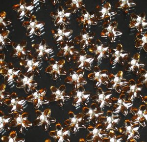 1000 pcs Wedding Dress Accessories Silvertone Dot Brown Resin Star Flower Beads Findings ZZ5122