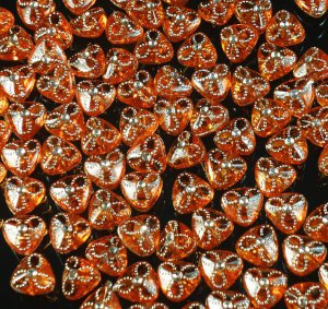 1000 pcs Wedding Dress Accessories Silvertone Dot Inlaid Orange Resin Trigonal Beads Findings ZZ5125