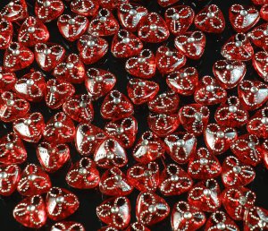 1000 pcs Wedding Dress Accessories Silvertone Dot Inlaid Red  Resin Trigonal Beads ZZ5131