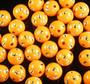 1800 pcs Silvertone Dot Inlaid Orange Ball Resin Beads Findings ZZ545
