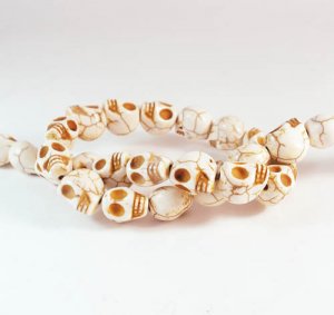 10 Strands 15inch Turquoise Howlite White  Skull Beads