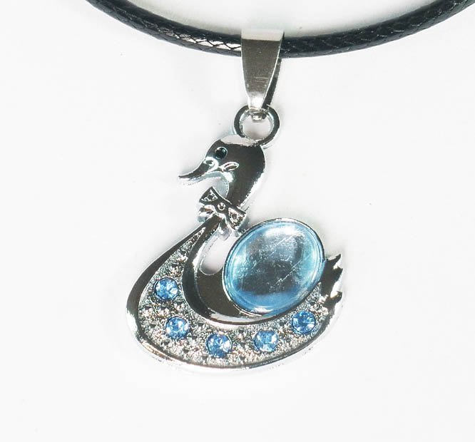 Tungsten Bronze Alloy Plated Swan Pendant EB025