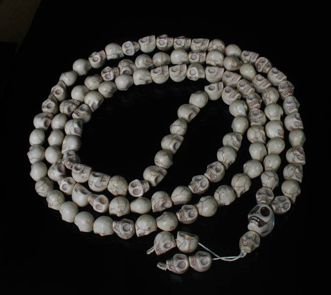 Fashion Jewelry Cool Turquoise 108 White Vein 10x12mm Skull Beads Necklace