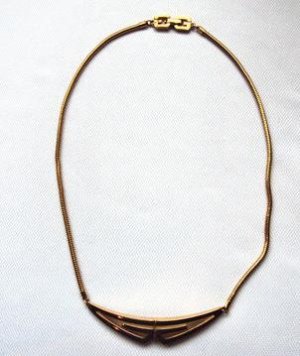 Givenchy 1976 necklace