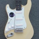 RGM64 Jimi Hendrix Stratocaster  Miniature Guitar