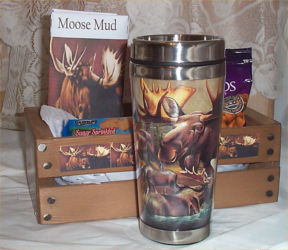 Gift Basket Moose Travel Mug Wood Crate Coffee Cocoa Cookies Nuts Holidays #1