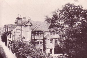 Eastgate Huose, Rochester, Dickens Centre