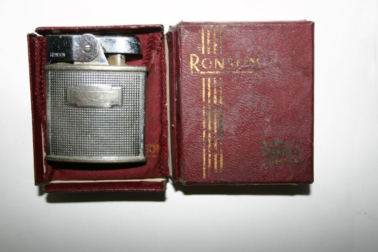 Vintage Ronson Petrol Cigarette Lighter With Original Box