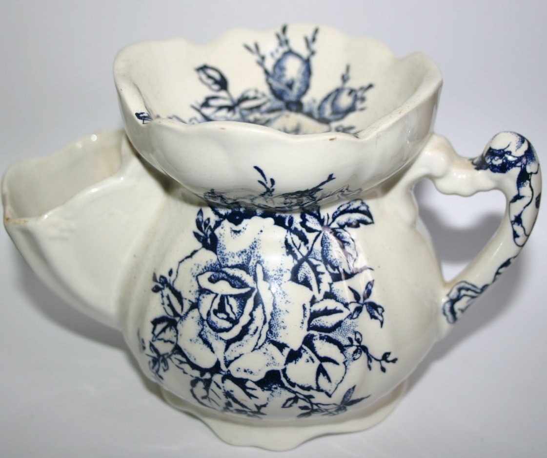 Antique Rare Garland Blue And White Pottery Jug Vase Fenton England