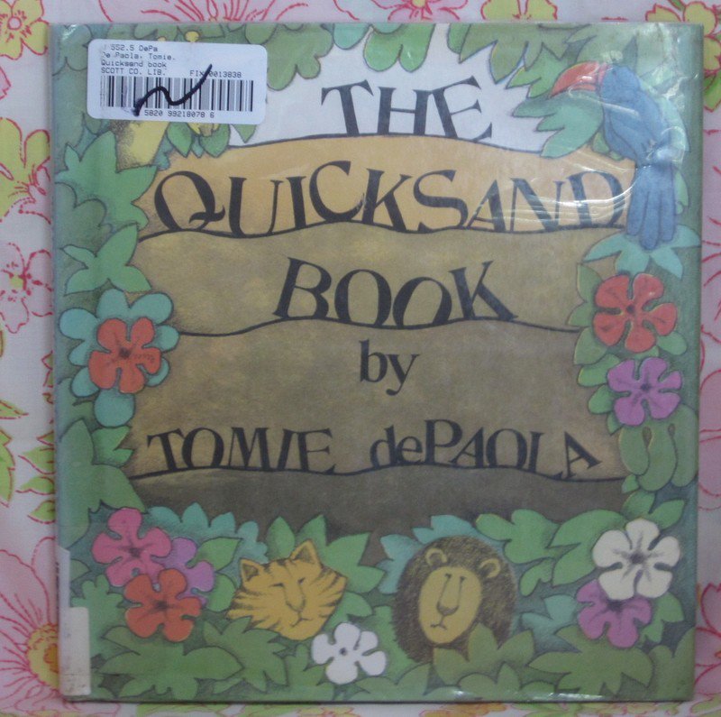 The Quicksand Book - Tomie de Paola - 1977 - Vintage Book
