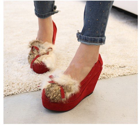 Red Suede Platforms~Size 6.5~ NEW !