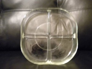 VINTAGE ANCHOR HOCKING 4 SECTION SERVING DISH 9" X 9"