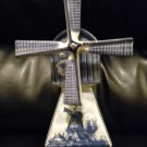 AUTHENTIC DELFT BLAUW MUSICAL WINDMILL.SMALL REPAIR DONE** STILL WORKS PERFECTLY