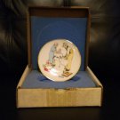 THE 1ST NORMAN ROCKWELL LTD ED MINI CHRISTMAS PLATE"HOLIDAY GIFTS"1982  W/COR