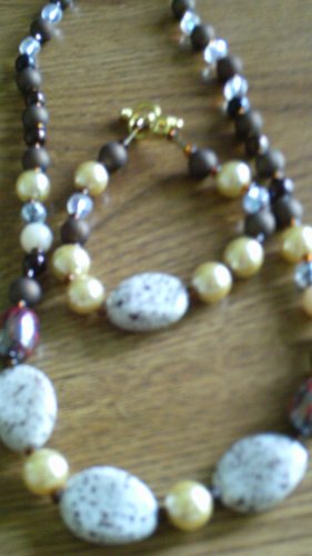 Necklace and bracelet set