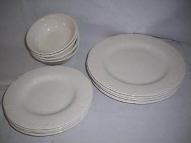 Pfaltzgraff Filigree 12-pc Dinnerware Set Service for 4
