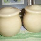 PFALTZGRAFF Stoneware yellow Salt and Pepper Shakers set