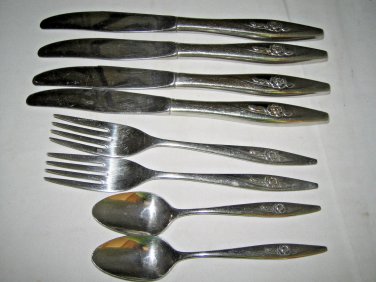 Oneida Deluxe Forever Rose  8 pc