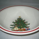 Cuthbertson American Christmas Tree Vegeatble/Salad Bowl 9 3/8" D Red Trim