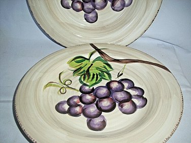Tabletops Gallery Vintage Grape Dinner Plates 10 7/8" Hand Painted Excellent