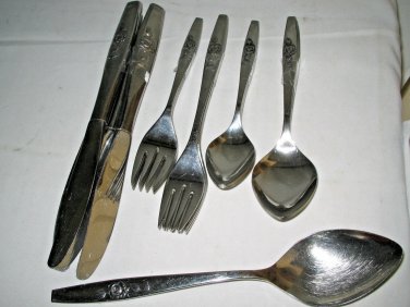 Oneida OUR ROSE SSS Stainless 21pcs Set knife fork teaspoon serving spoon