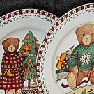 Sakura Debbie Mumm CHRISTMAS BEARS 2 salad plates plus 2 free LOOK