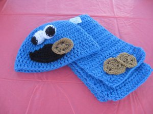 Cookie Monster crocheted hat and scarf