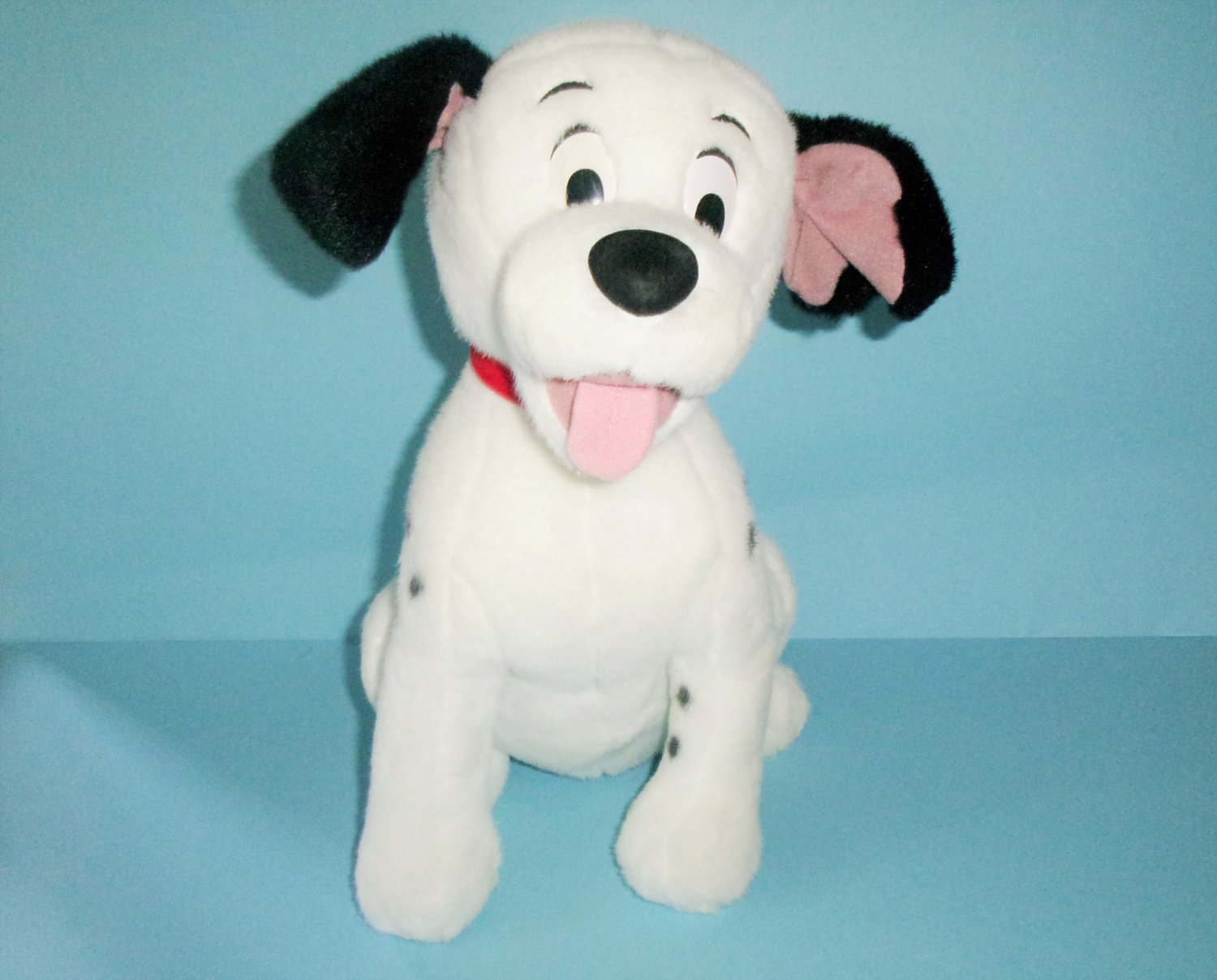 Disney 101 Dalmatians Plush Lucky the Dog Sitting 13 Inches With Red Name Collar