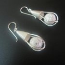 Diamond-dot cage earrings  (SJ062)