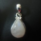 Moonstone tear-shaped pendant (SJ095)