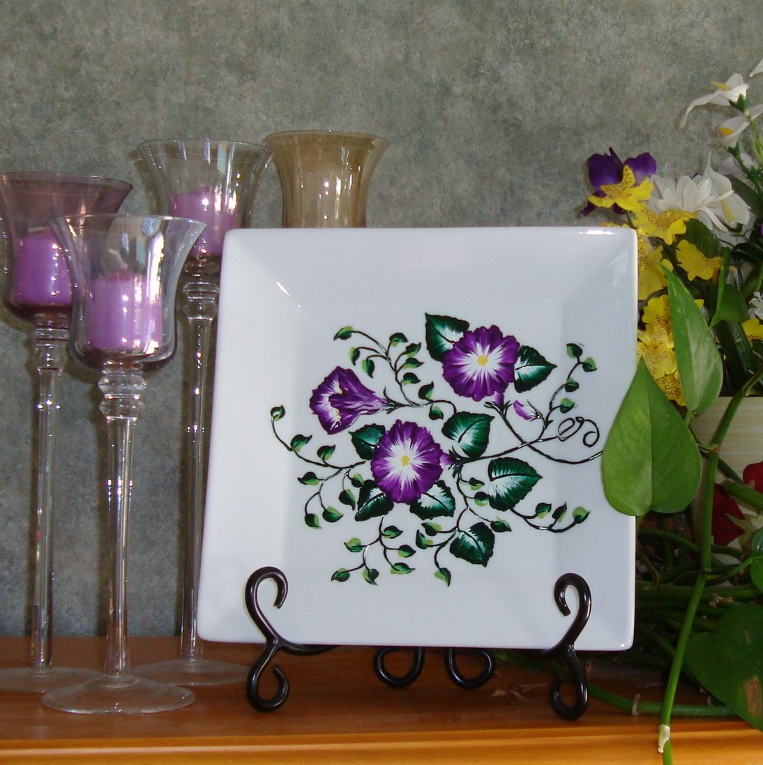 Square Decorative Plate with Painted Flowers