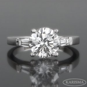 1.27ct Round Diamond Engagement Ring