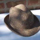 Vintage UNITED HATTER & CAP & MILLINERY Fedora, size 6 7/8,