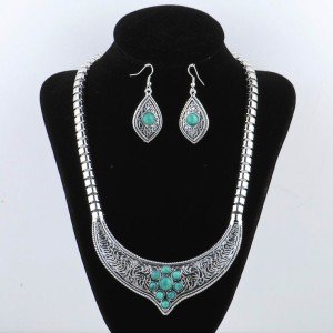 Tibet silver howlite luckly turquoise choker necklace AND earrings GT3d_B