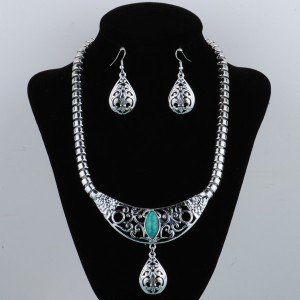 Tibet silver howlite luckly turquoise choker necklace AND earrings GT2d_B