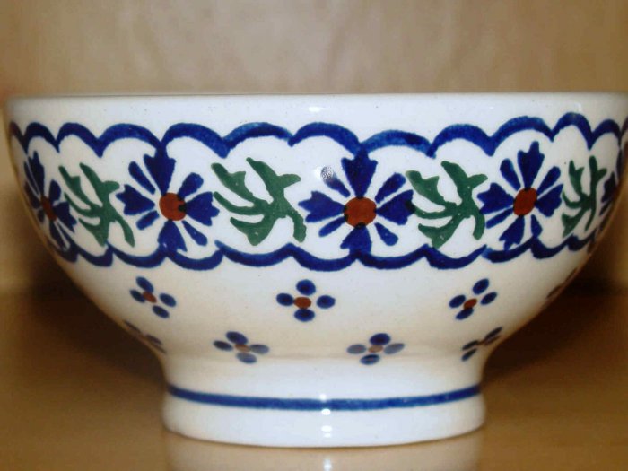 Polish Pottery Bowl Pedestal Country Flower Wiza Boleslawiec Poland   46f2a6ca60eb5 26477b 