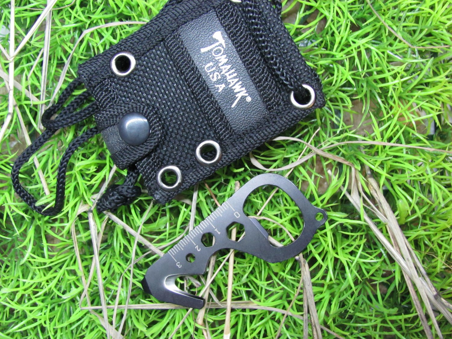 Combination Tool 99102 Seat Belt Cutter Tactical Liberator Rescue Hook