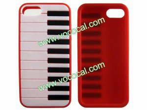 Protective Silicone Piano Key Back Case Cover Skin for iPhone 5 Red