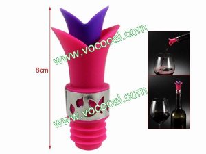 Lily Wine Bottle Plug Cap Pour Pourer Silicone Shutoff Seal Stopper Red