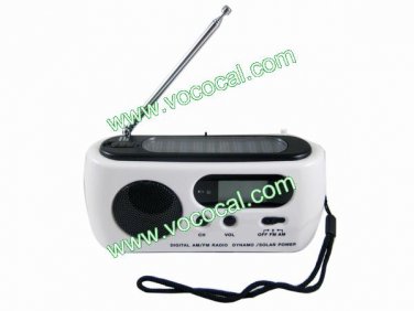 Dynamo Solar Powered Camping Outdoor FM AM Radio Flashlight