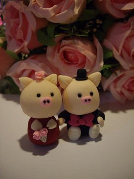 ICINGTONS love piggys cake toppers