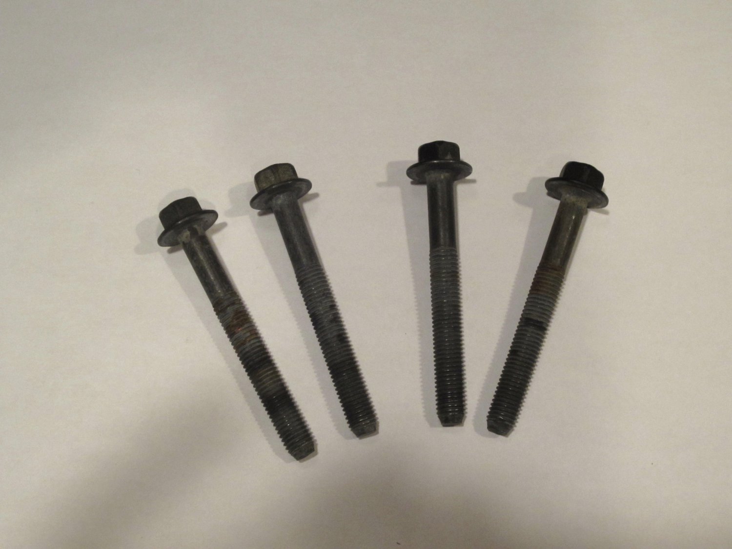 Briggs & Stratton Cylinder head bolt set 590512
