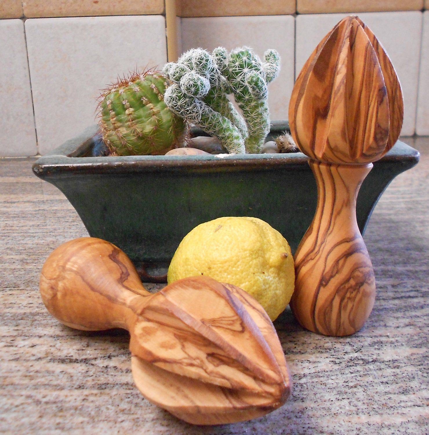 Olive Wood Lemon Juicer / Citrus Reamer Press / Wooden Lemon squeezer