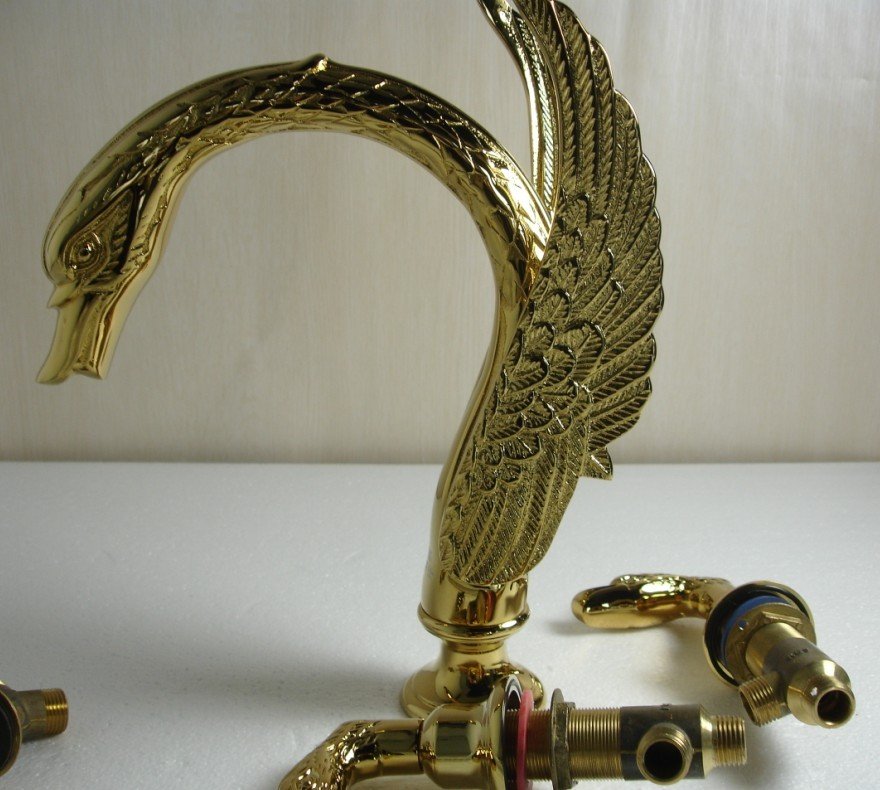 Free shipping 3 PIECE ROMAN Gold BathTUB SWAN FAUCET ...