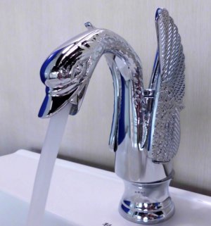 EMS(DHL) Free shipping bathroom basin sink single hole swan faucet