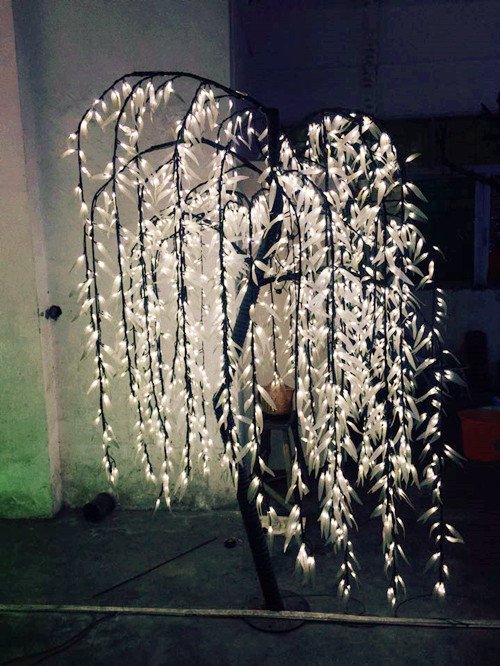 New 6ft/6ft LED Artificial Willow Tree Light 945pcs LEDs white Color