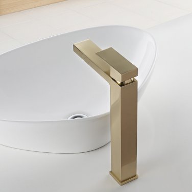 Classic single hole Bathroom Sink Faucet In brushed gold Finish