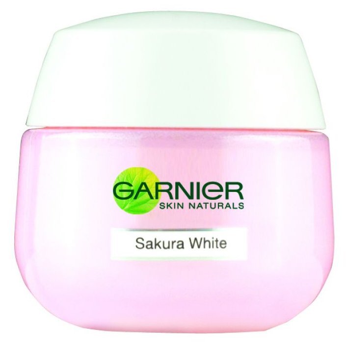 Garnier Sakura White Pinkish Radiance skin whitening Day ...